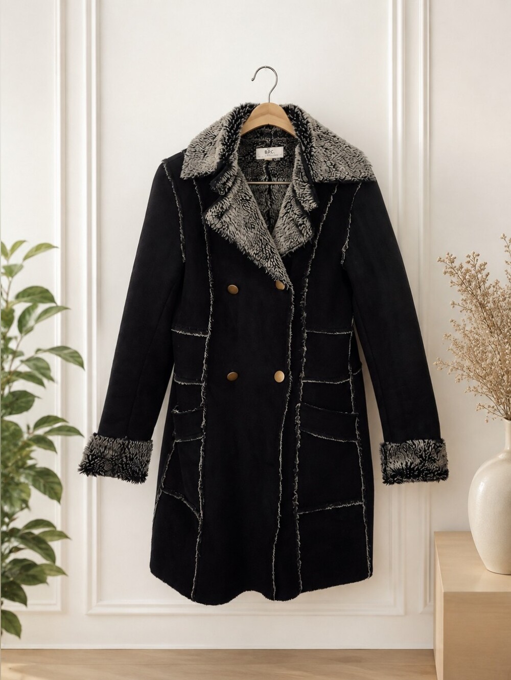 B.P.C. Bonprix Medium Black Faux Shearling Coat Gray Fur Trim Double Breasted